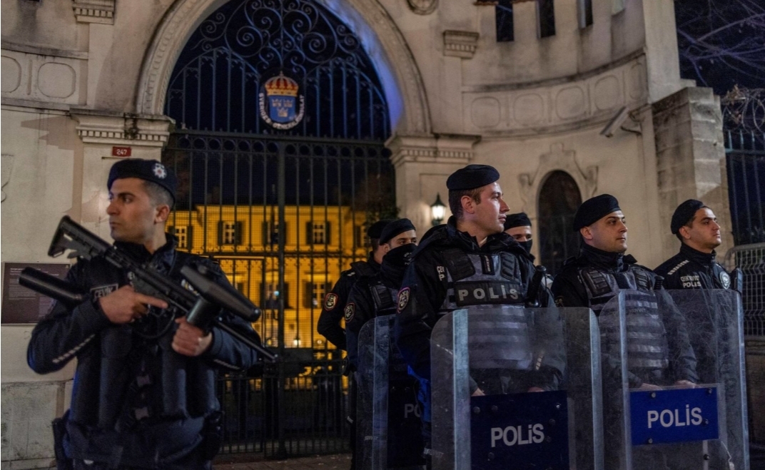 تركيا تعتقل 33 شخصا يعملون لصالح ”الموساد”