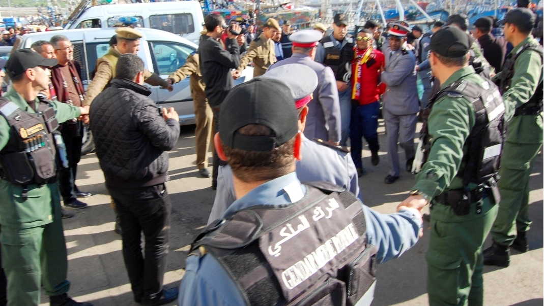 تقارير دولية :      القوات المغربية تمنع تدفق حوالي ألف مهاجر سري على جنوب إسبانيا إنطلاقا من سواحل متفرقة بين الناظور والفنيدق