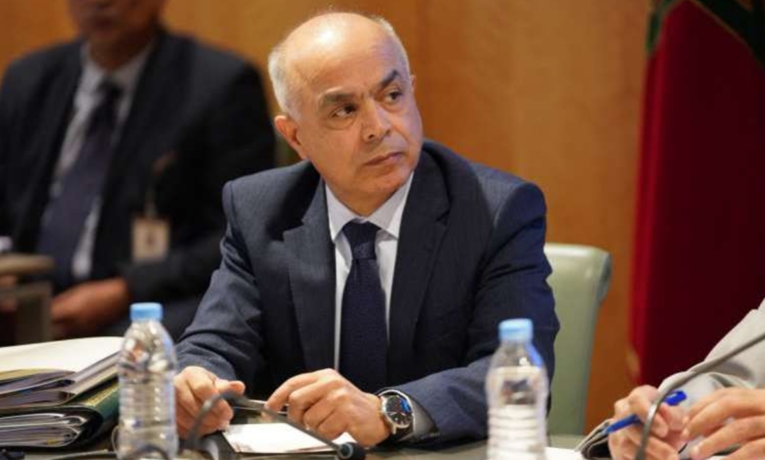 وزير التربية الوطنية والتعليم الأولي والرياضة يواصل جلساته مع “المعلمين المتمردين”