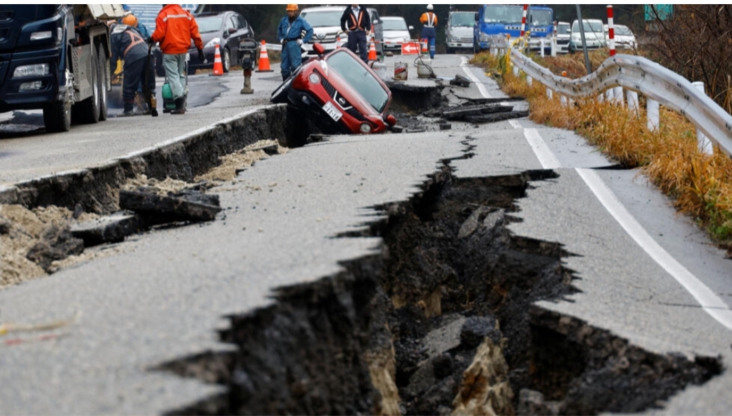 قوته بلغت 7,6 درجات … إرتفاع حصيلة قتلى الزلزال الذي ضرب اليابان أمس الأربعاء