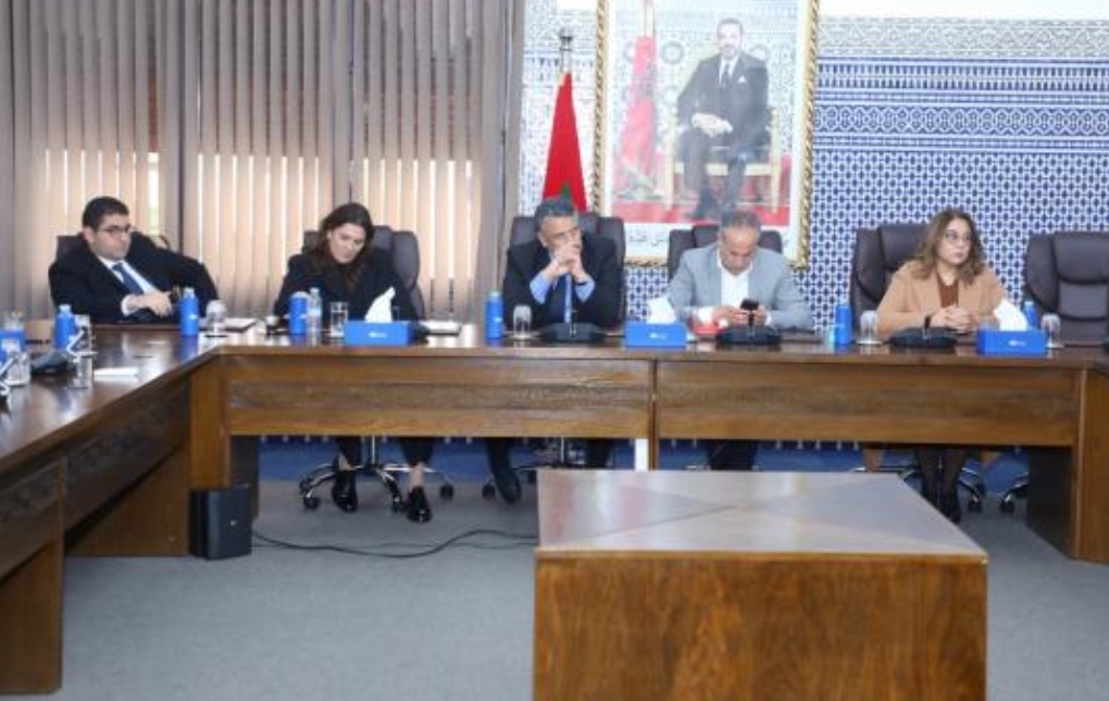 المكتب السياسي لحزب الأصالة والمعاصرة يغازل القضاء بعد إعتقال عضويه النافذين رئيس جهة الشرق ورئيس الوداد ويتمسك ببراءتهما !!