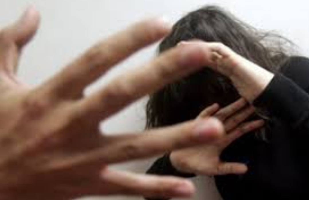 محكمة تفرض على مغربي الإبتعاد بنصف كيلومتر عن زوجته