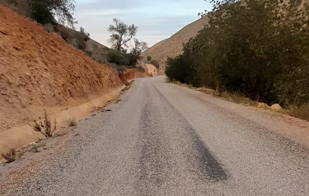 صور من جماعة بني خالد بوجدة :   نماذج من تلاعبات خطيرة في صفقات الطرق التي منحتها جهة الشرق التي يتابع رئيسها بعيوي في حالة إعتقال