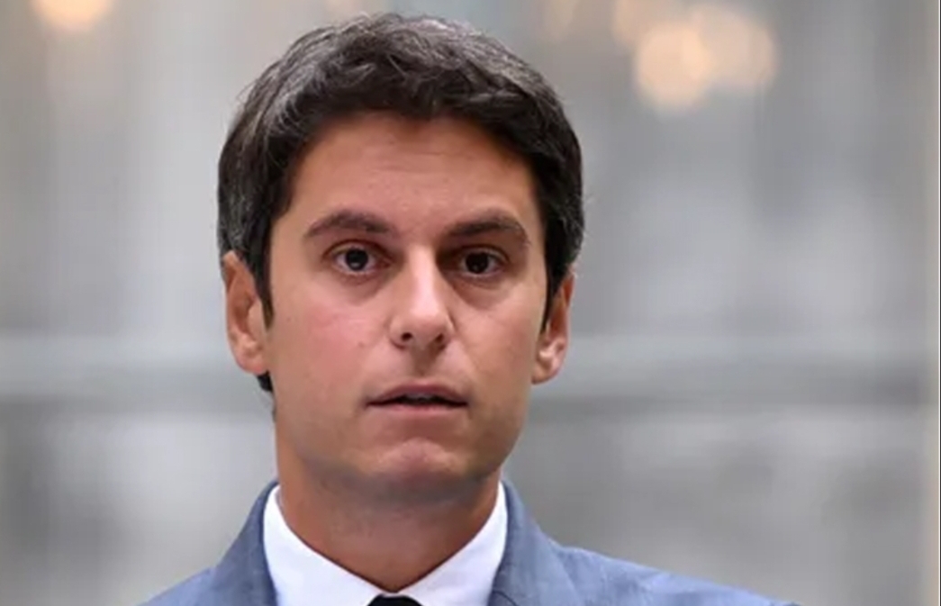 “عطال” الوزير الأول الفرنسي الجديد هو عدو للمغرب … وتزوج سرا بالبرلماني الذي قاد حملة ضد الرباط