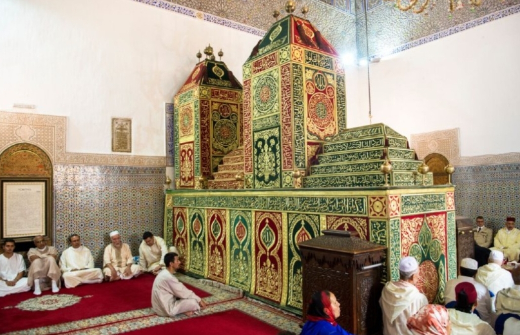 تبرئة 3 من منتسبي ما يسمى “شرفاء مولاي إدريس” بفاس من محاولة قتل مسؤول بوزارة الأوقاف والشؤون الإسلامية