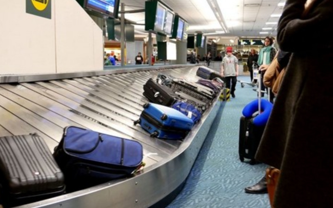 الخطوط الملكية المغربية ومكتب المطارات يقرران إحداث خلية لاحتواء “أزمة ضياح الأمتعة بمطار محمد الخامس”