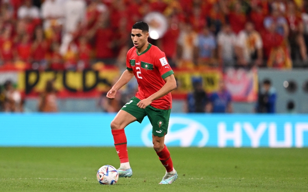 أشرف حكيمي بمفرده أغلى من منتخب تونس بأكمله ( 27 لاعب ) !