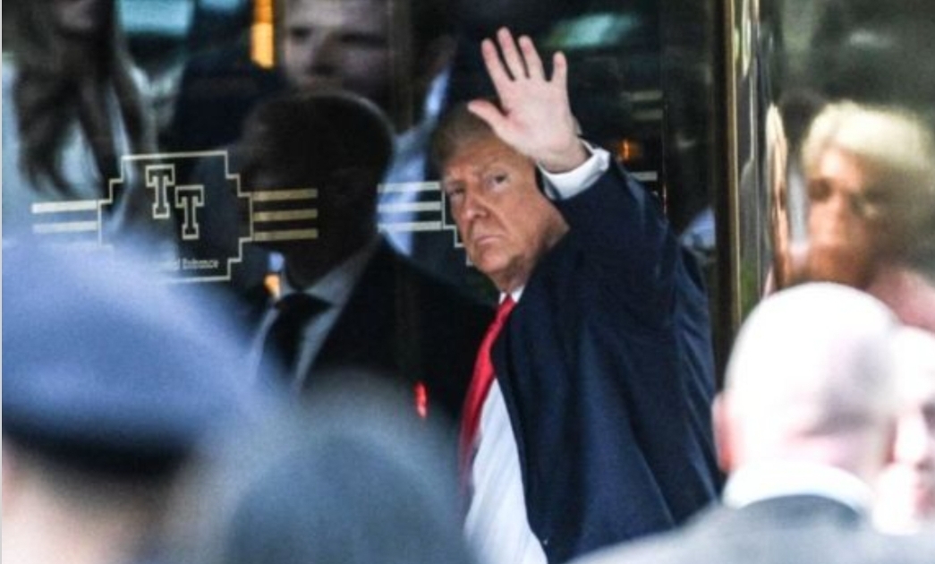 الحكم على ترامب بدفع 400 ألف دولار كنفقات لصحفيين إتهموه بالإحتيال الضريبي