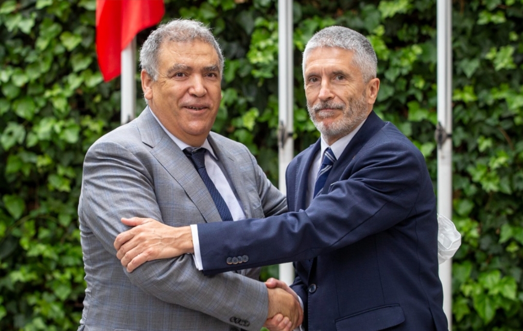 وزير الداخلية الإسباني يحل بالرباط غدا الجمعة لتكثيف التعاون لمحاربة الهجرة
