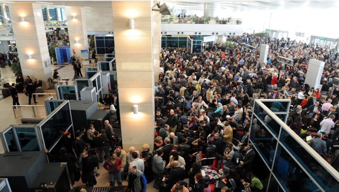 مدريد تطلب من المغرب تشديد المراقبة على مطاراته التي تستغل في الهجرة غير المشروعة إلى إسبانيا