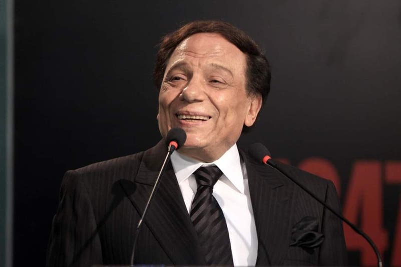 اعتزال الزعيم يخلق جدلا.. نجله يؤكد تفرغه لحياته العائلية وشقيقه ينفي ويوضح