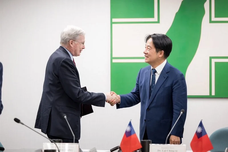 تصاعد التوتر: الصين تستنكر تدخل الولايات المتحدة في شؤون تايوان