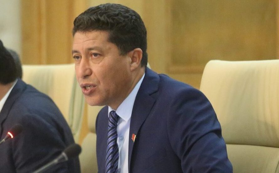 رئيس جهة الشرق عبد النبي بعيوي يعاني من أزمة نفسية ويردد “علاش أنا هنا؟”