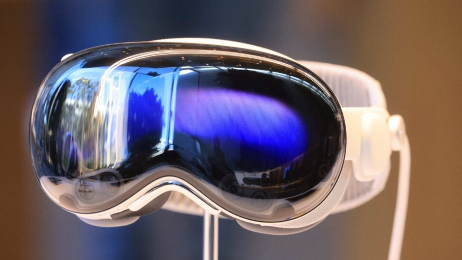 أول منتج رئيسي جديد منذ ساعة “أبل ووتش” الذكية .. “فيجن برو”  نظارة ثورية بسعر باهظ