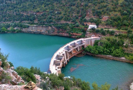 تراجع نزيف السدود وارتفاع حجم التخزين المائي في المغرب