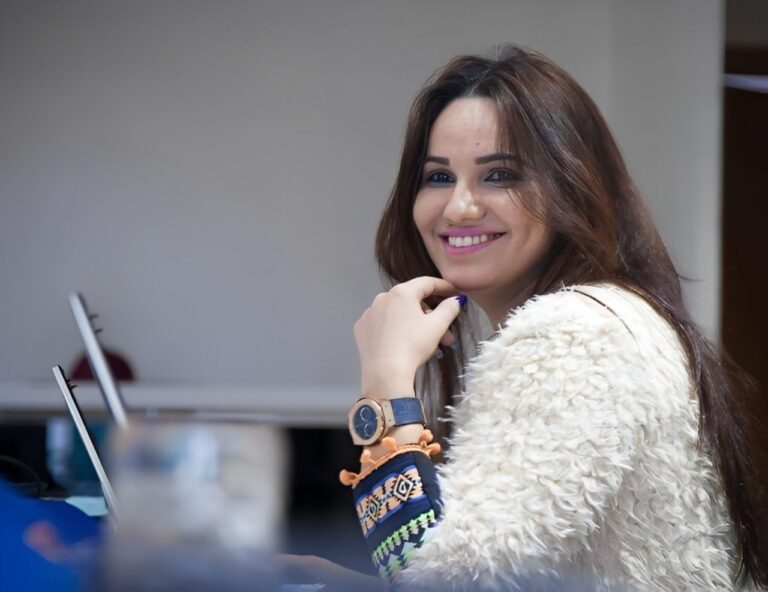 إدانة الصحافية حنان باكور في قضية التشهير بمباركة بوعيدة