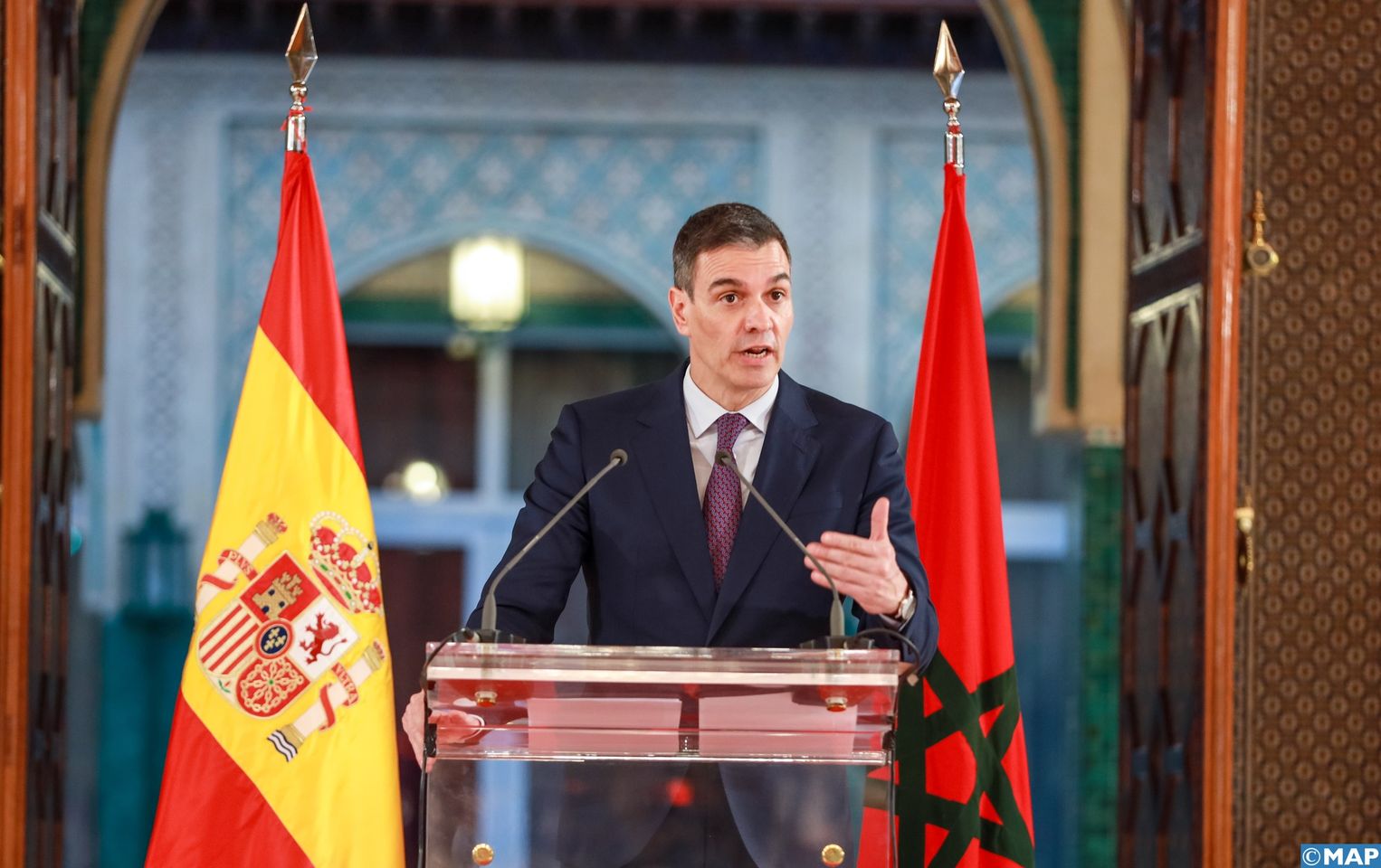 الوضع الاقتصادي في سبتة ومليلية يشعل انتقادات زيارة سانشيز إلى المغرب