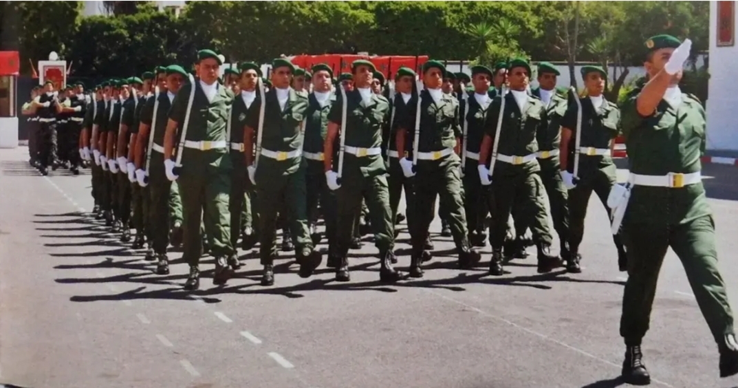 وزارة الداخلية تدعو الشباب المغربي إلى الإلتحاق بالثكنات العسكرية