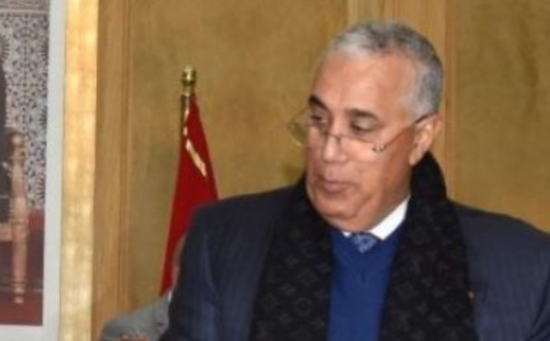 الوالي الجامعي عامل وجدة في لقاء مع منتخبي جماعتي بني درار وبني خالد لهيكلة المنطقة وإنجاز مشاريع بهما