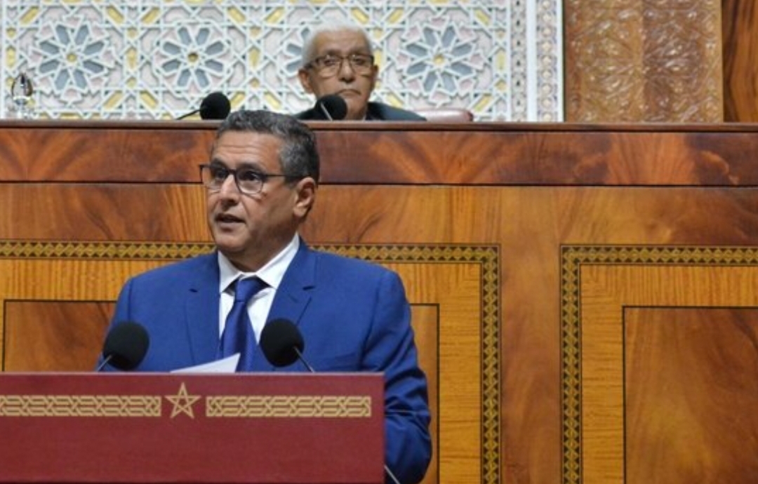 بعد فشل وزير التعليم العالي … أخنوش يستعرض أمام البرلمان خطة حكومته لإحداث قفزة نوعية في المنظومة الجامعية