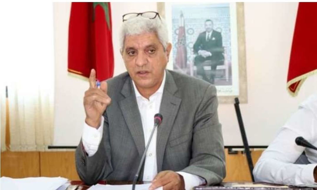 بسبب المشاكل والتخبط … الوزاني يقرر تغيير رؤساء مصالح وأقسام بجماعة الحسيمة