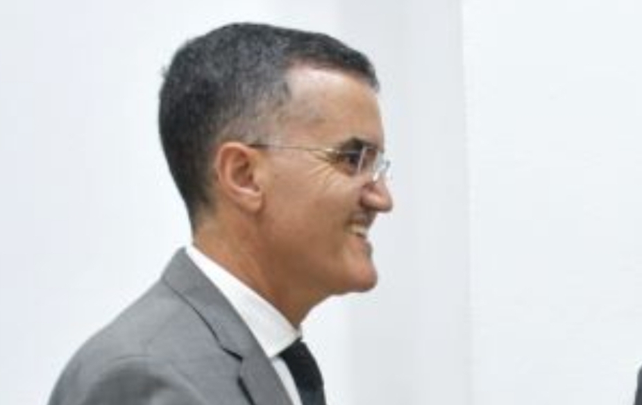 عامل الناظور يقرر عزل 3 نواب لرئيس جماعة سلوان وإحالتهم على القضاء