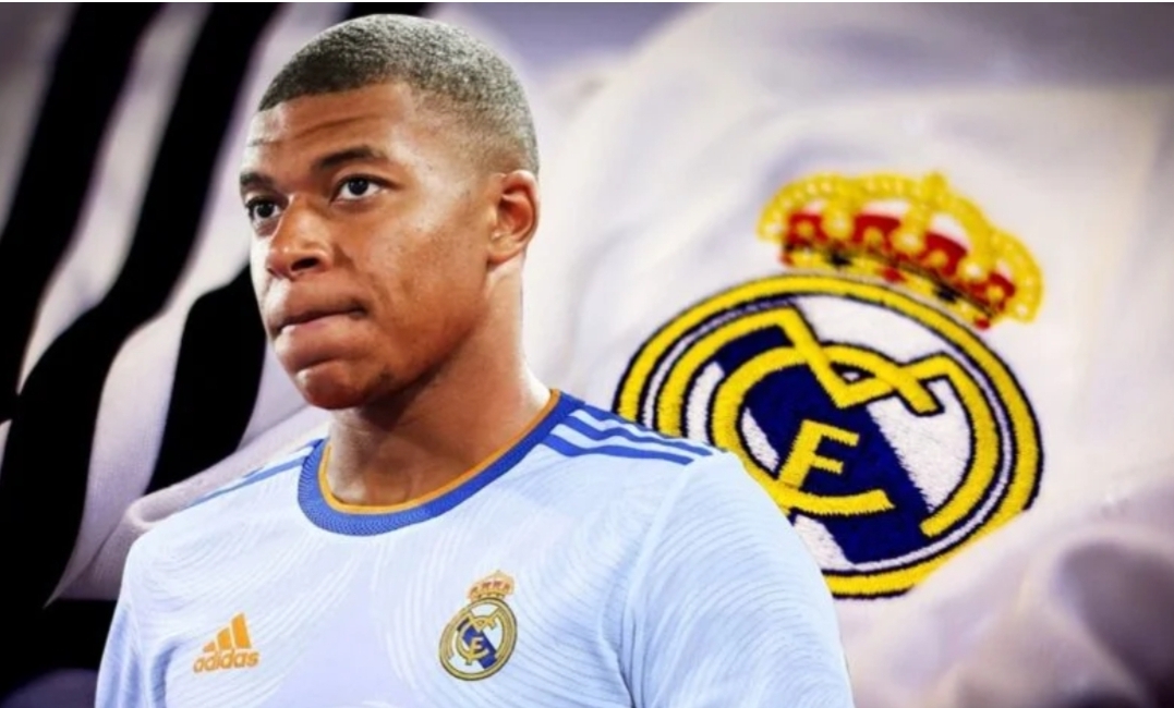 أجره الشهري سيصل إلى 20 مليون يورو ومكافآت سنوية ب 50 مليون يورو … مبابي يوقع رسميا مع ريال مدريد !