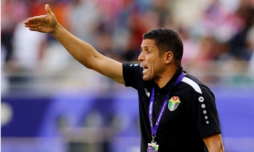 لأسباب قاهرة … المدرب المغربي عموتة يعلن رحيله عن منتخب الأردن
