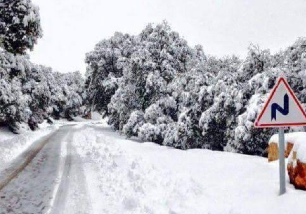 نشرة إنذارية :      تساقطات ثلجية مهمة ستشمل مجموعة من مناطق المغرب