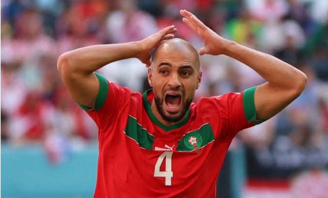 مانشيستر يقرر التخلي على اللاعب المغربي “أمرابط”