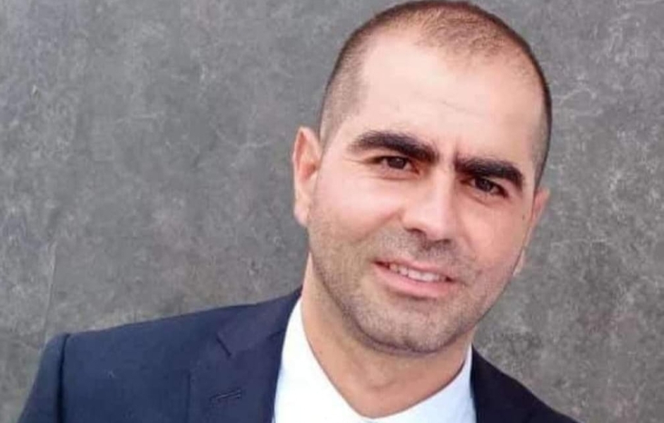 خطير :   رئيس جماعة أحفير وشقيقه بارون الهجرة والمخدرات يهددون كل من يكشف أسرارهم بالقتل أو السجن !!