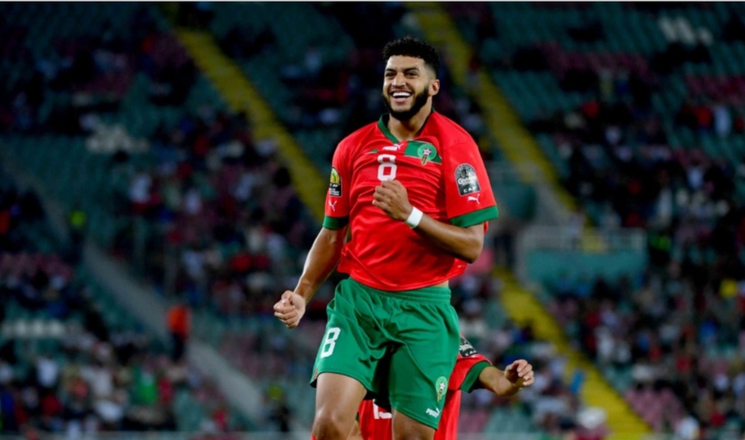 إيندهوفن يطلب 20 مليون يورو مقابل التخلي عن النجم المغربي صيباري