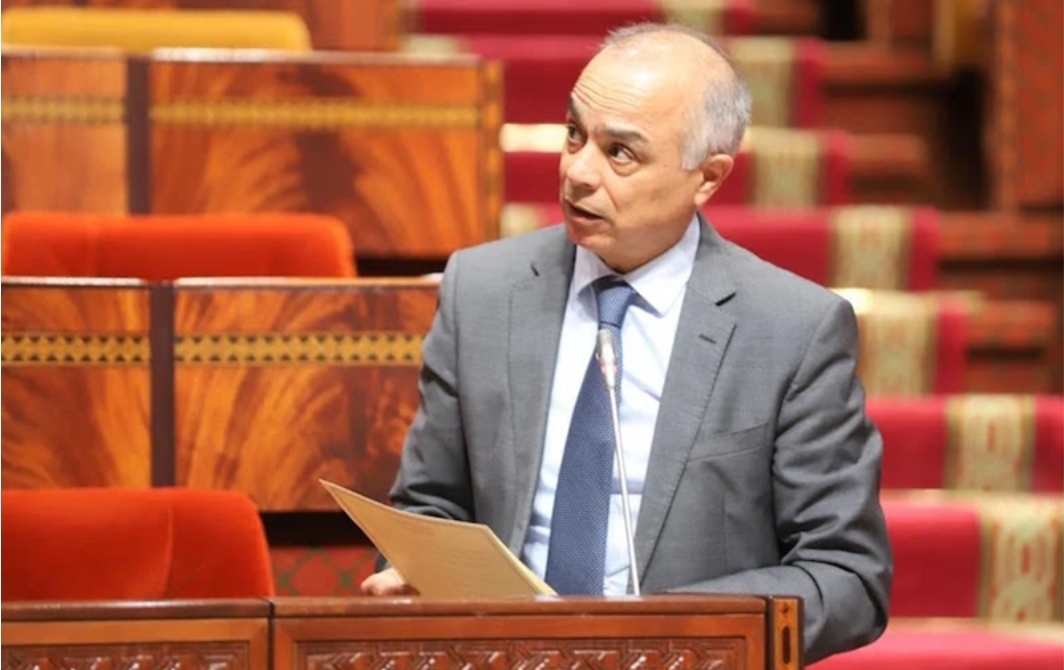 “احتلال السكن الوظيفي” من قبل رجال التعليم يجر بنموسى للمساءلة