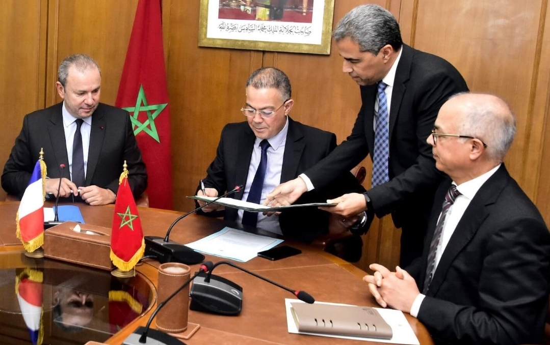 العدالة والتنمية تحتج على توقبع قرض فرنسي للمغرب من أجل تقوية تدريس الفرنسية للمغاربة