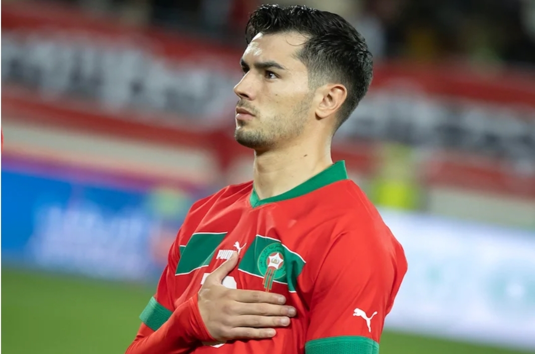 رغم وجود مدرب لا يقدر على توظيف النجوم … دياز :     أريد الفوز بلقب بقميص “الأسود”