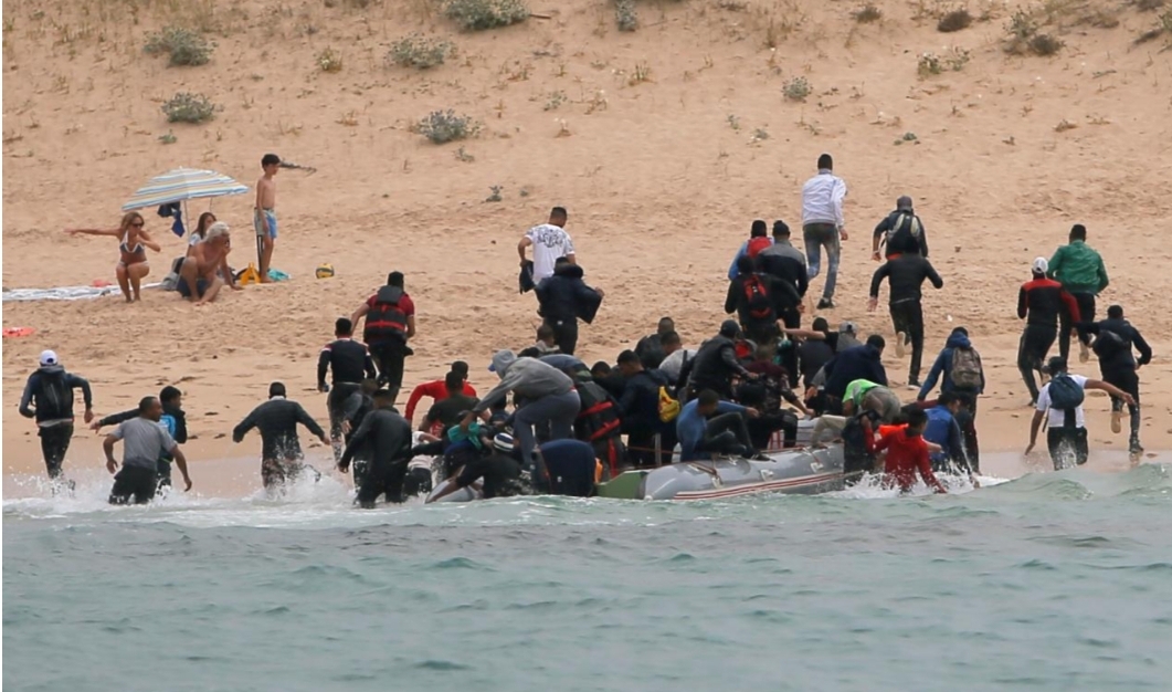 بدء محاكمة 16 مغربيا بجزر الكناري بسبب الإتجار بالبشر