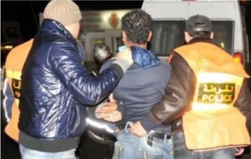 مفوضية شرطة بني أنصار تعتقل أخطر “مسخوط الوالدين” بالمدينة