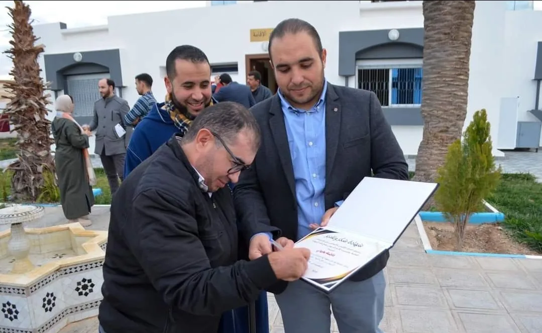 فضيحة تهز إقليم الدريوش … وفاة غامضة لمسنة بدار العجزة بجماعة تفرسيت إلى أن تعفنت دون أن يدري بها أحد !