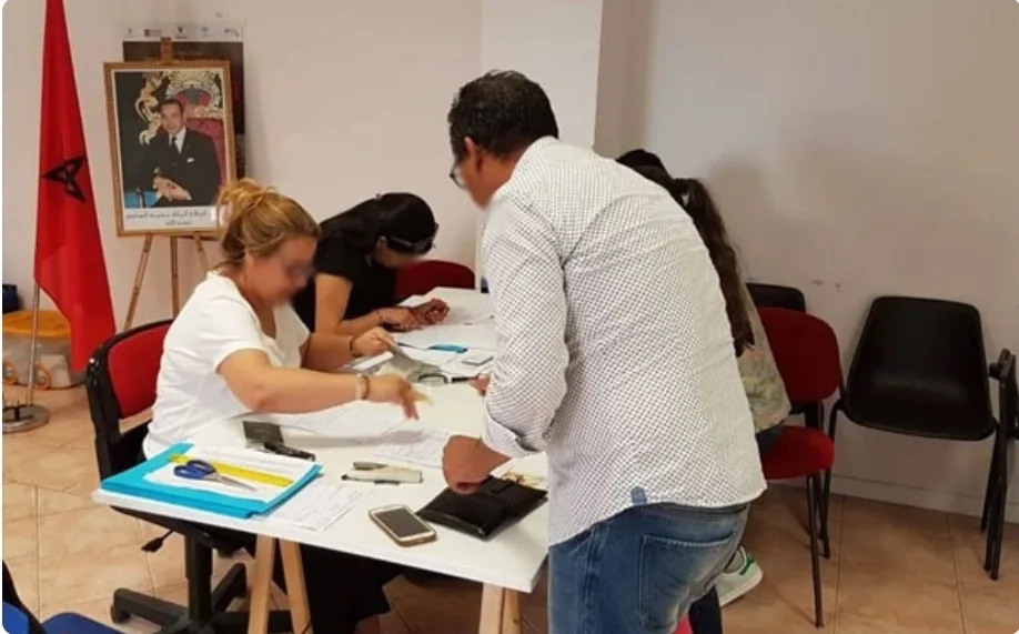 قنصلية متنقلة لقضاء أغراض الجالية المغربية في صالامانكا الإسبانية