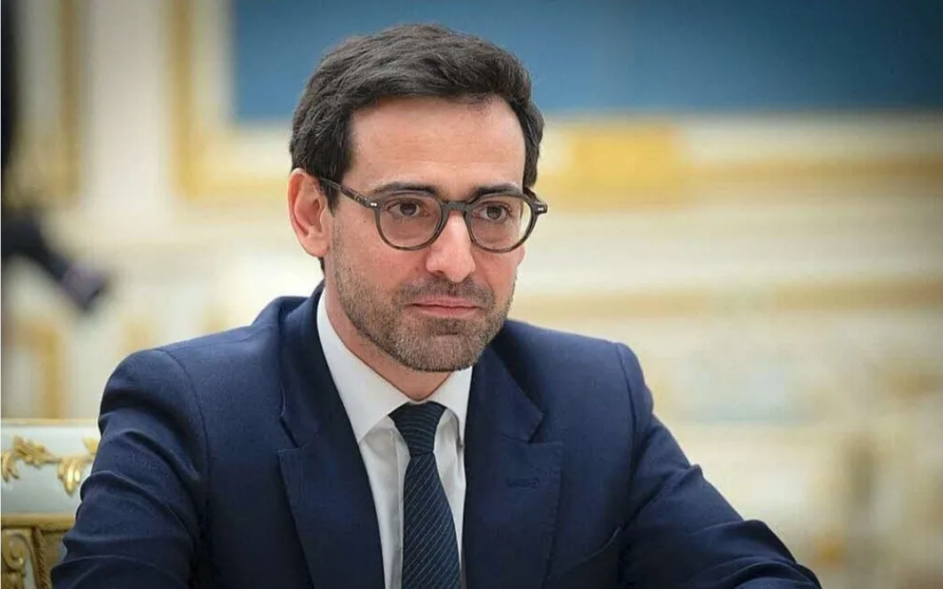 بسبب مواقفه من مغربية الصحراء … حملة جزائرية مسعورة على وزير الخارجية الفرنسي