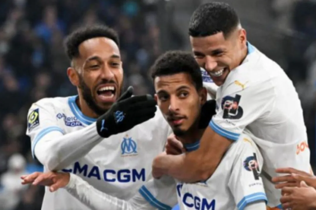 أوناحي وحاريث يقودان مارسيليا إلى نصف نهائي الدوري الأوروبي