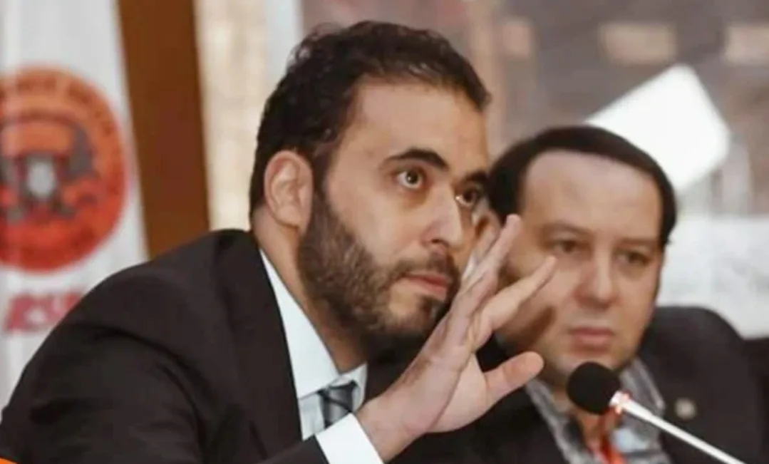 بنعبد الله رئيس نهضة بركان ينسحب من اجتماع “الكاف” بمطار الهواري بومدين بعدما اقتحمه مسؤولون مخابراتيون جزائريون