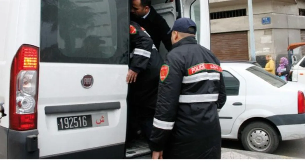 الشرطة القضائية بالناظور تواجة مقاومة شديدة بمنزل تاجر كوكايين بمنطقة فرخانة بجماعة بني أنصار