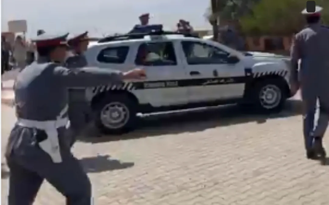 موقوف يسقط دركي ويصيب آخرين بسكين بعد إعتقاله من داخل مقهى ببني درار ضواحي وجدة