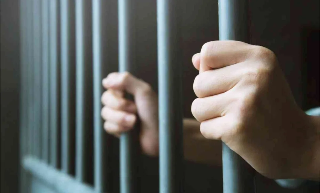 قتل سيدة وأحرق جثتها … “الديستي” تدل المصالح الأمنية على شخص إرتكب جريمة شنعاء بفاس