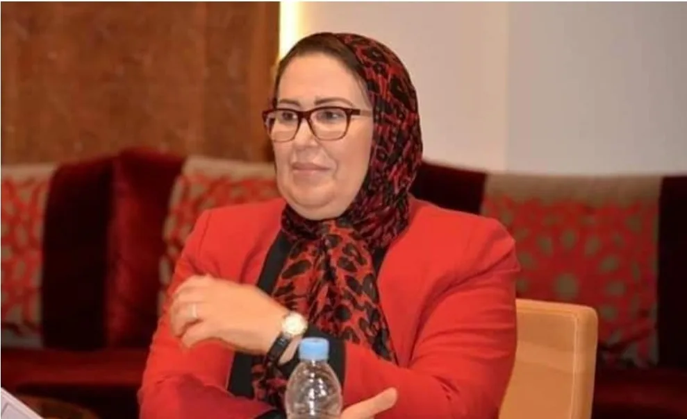 قيادة “الأصالة والمعاصرة” تحاول احتواء تداعيات صفعة برلمانيته بفاس لزميلتها المستشارة الجماعية بالمدينة قبل وصولها إلى القضاء