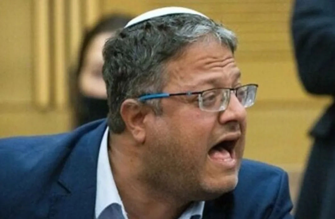 فيديو .. إصابة الوزير الإسرائيلي بن غفير بجروح متفاوتة بعد انقلاب سيارته