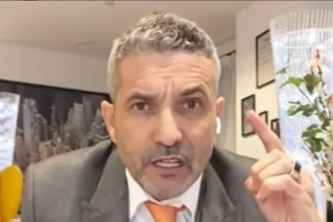 الشرطة الفرنسية تعتقل عميل للمخابرات الجزائرية كان يخطط لتنفيذ عمليات قتل معارضين بفرنسا وإلصاقها بالمغرب