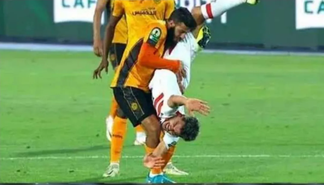 بعد سرقتهم كأس “الكاف” بالتحايل … فريق الزمالك المصري وجماهيره المنافقة يبعثون برسالة شكر ماكرة لنهضة بركان