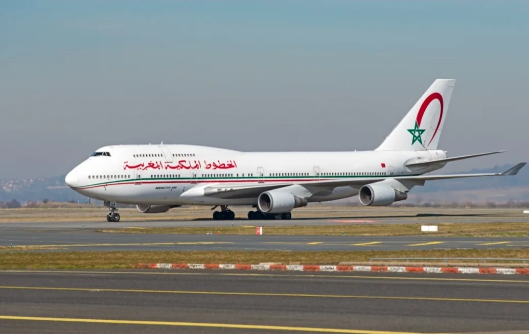 الخطوط الملكية المغربية تلغي رحلات جوية إلى فرنسا وتتعهد بتسديد ثمن التذاكر للمسافرين